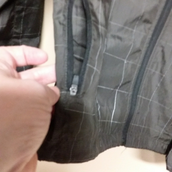 ⬇️ Mountain Warehouse Active light jacket - Picture 3 of 12